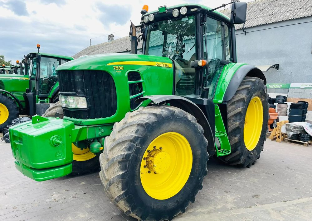 John Deere 7530 PREMIUM - Traktorius: foto 4 John Deere 7530 PREMIUM - Traktorius: foto 4