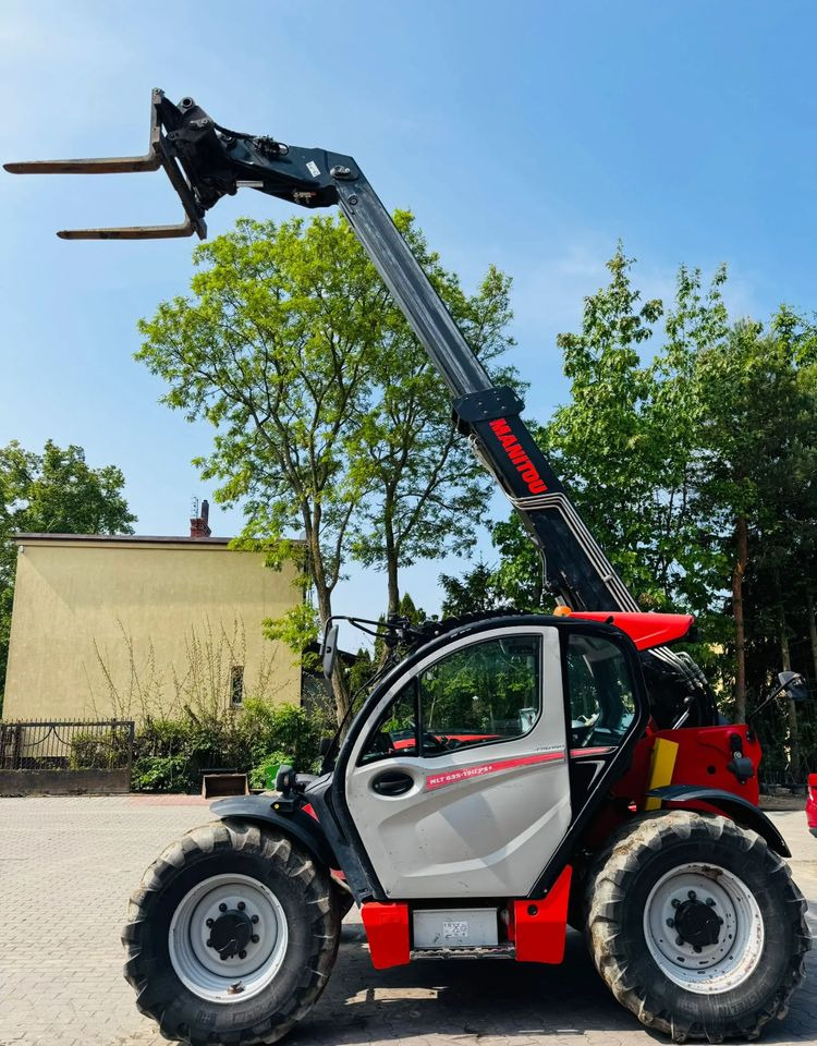 Manitou 635-130 PS+ - Teleskopinis krautuvas: foto 3 Manitou 635-130 PS+ - Teleskopinis krautuvas: foto 3