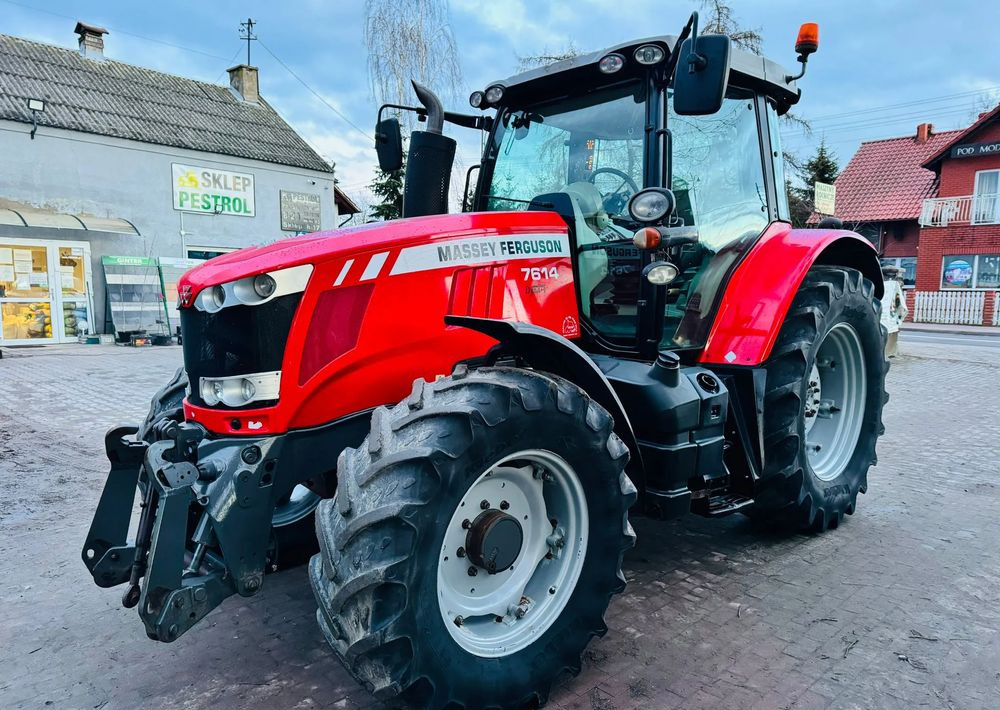 Massey Ferguson 6713 - Traktorius: foto 1 Massey Ferguson 6713 - Traktorius: foto 1