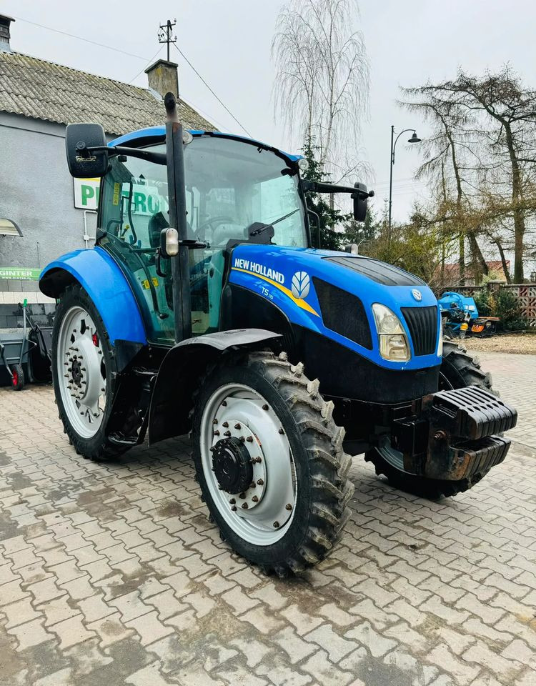 New Holland T5.115 - Traktorius: foto 2 New Holland T5.115 - Traktorius: foto 2