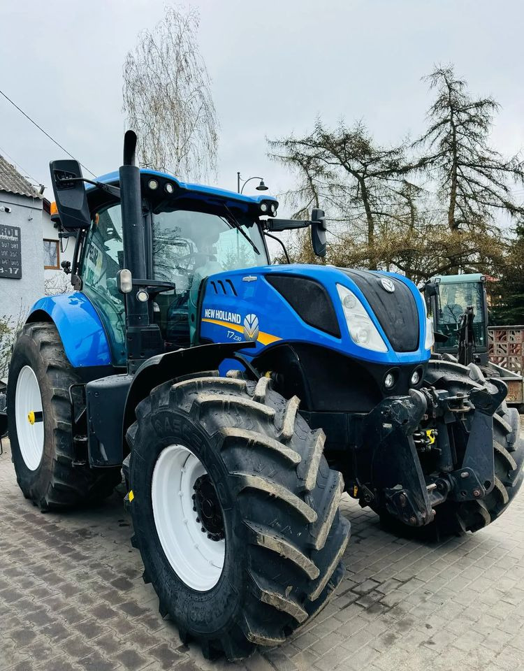 New Holland T7.230 AUTOCOMMAND - Traktorius: foto 2 New Holland T7.230 AUTOCOMMAND - Traktorius: foto 2