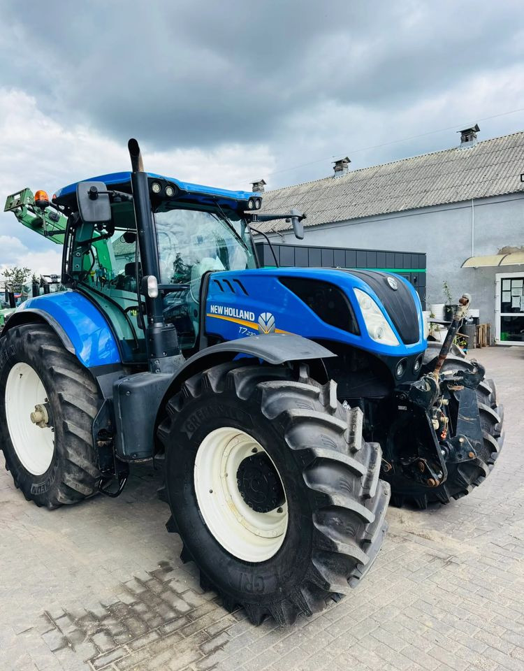 New Holland T7.230 - Traktorius: foto 3 New Holland T7.230 - Traktorius: foto 3