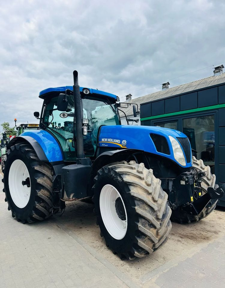 New Holland T7.260 Powercommand - Traktorius: foto 4 New Holland T7.260 Powercommand - Traktorius: foto 4