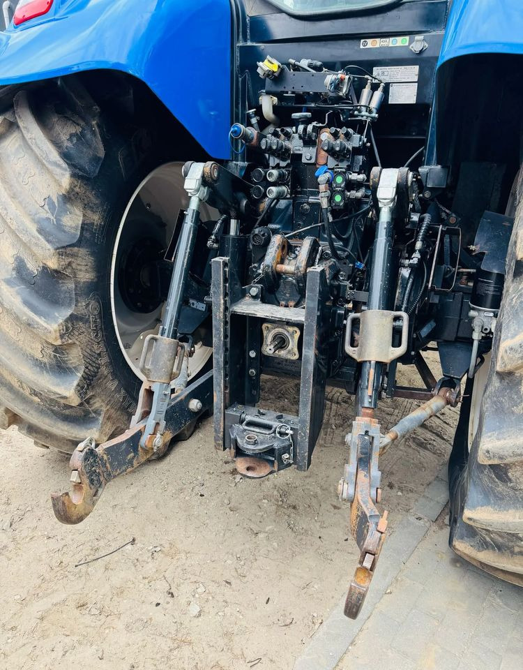 Traktorius New Holland T7.260 Powercommand: foto 12