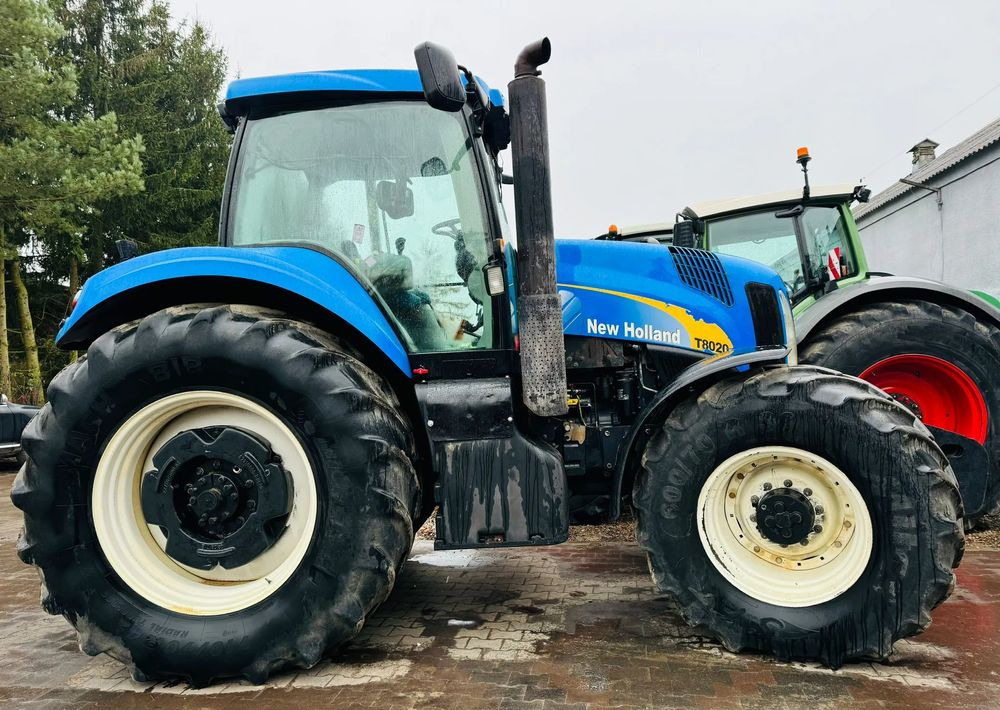 Traktorius New Holland T8020: foto 15