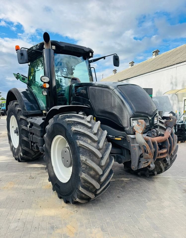 Valtra S233 - Traktorius: foto 1 Valtra S233 - Traktorius: foto 1