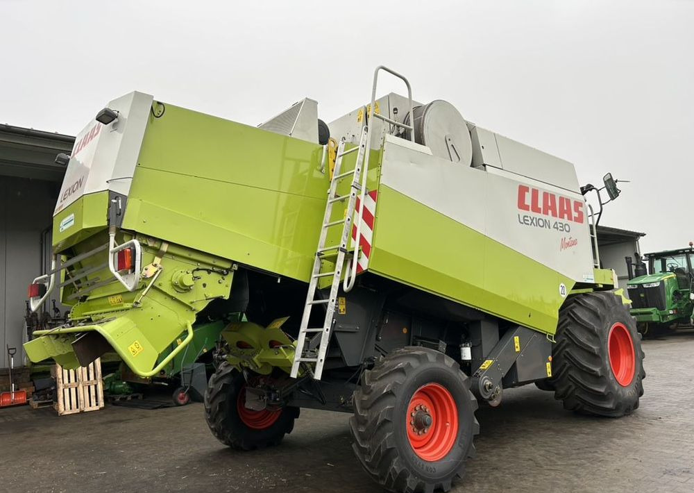 Claas Lexion 430 Montana - Derliaus nuėmimo kombainas: foto 3 Claas Lexion 430 Montana - Derliaus nuėmimo kombainas: foto 3