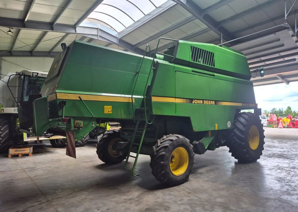 John Deere 2066 - Derliaus nuėmimo kombainas: foto 4 John Deere 2066 - Derliaus nuėmimo kombainas: foto 4