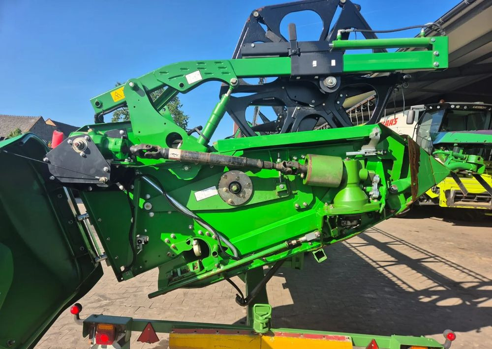 John Deere 640 EX PF635 - Grūdų pjaunamoji: foto 4 John Deere 640 EX PF635 - Grūdų pjaunamoji: foto 4