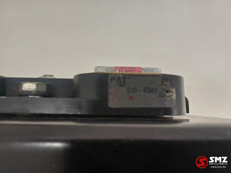 Caterpillar Fuse holder Caterpillar - Elektros sistema - Sunkvežimis: foto 3 Caterpillar Fuse holder Caterpillar - Elektros sistema - Sunkvežimis: foto 3