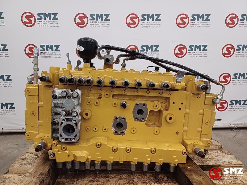 Caterpillar Gp valve control caterpillar - Hidraulika - Krovimo technika: foto 1 Caterpillar Gp valve control caterpillar - Hidraulika - Krovimo technika: foto 1