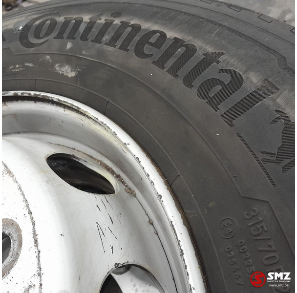 Continental Occ vrachtwagenband 315/70R22.5 156/150L Continent - Padanga - Sunkvežimis: foto 2 Continental Occ vrachtwagenband 315/70R22.5 156/150L Continent - Padanga - Sunkvežimis: foto 2