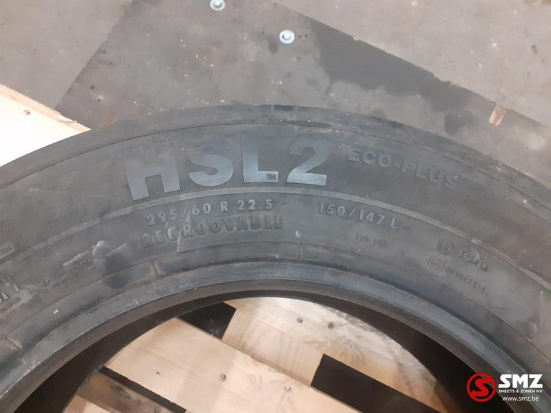 Continental Occ vrachtwagenband Continental 295/60R22.5 - Padanga - Sunkvežimis: foto 3 Continental Occ vrachtwagenband Continental 295/60R22.5 - Padanga - Sunkvežimis: foto 3