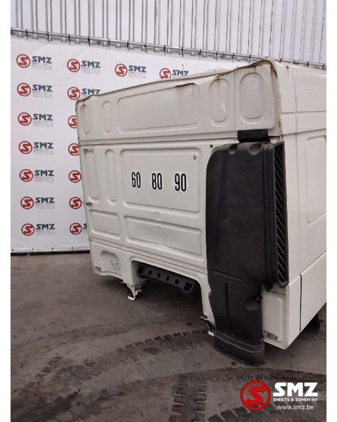 DAF Occ Cabine DAF XF106 space cab - Kabina ir interjeras - Sunkvežimis: foto 4 DAF Occ Cabine DAF XF106 space cab - Kabina ir interjeras - Sunkvežimis: foto 4