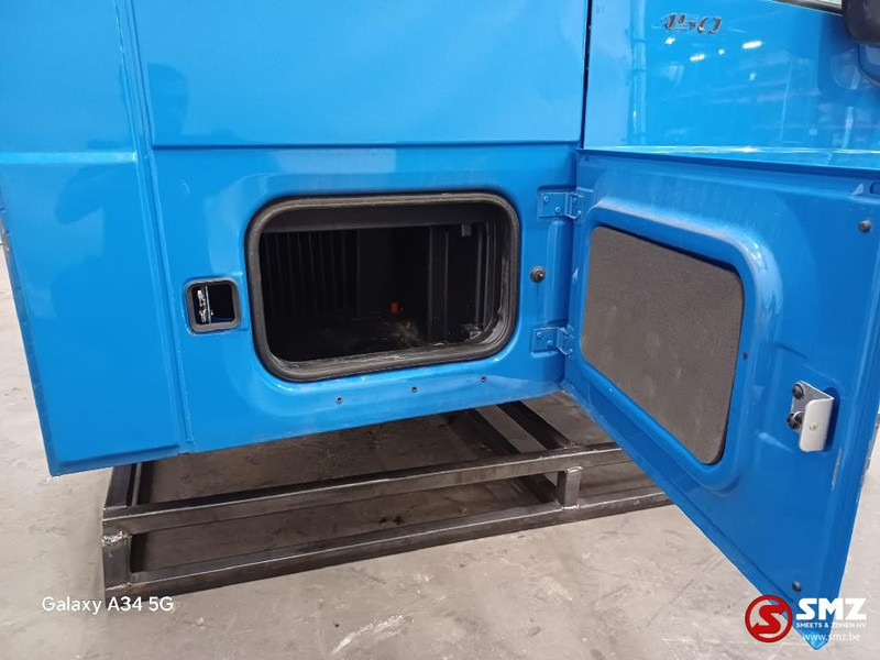 DAF Occ cabine DAF Super Space Cab L2H3 1925529 - Kabina ir interjeras - Sunkvežimis: foto 4 DAF Occ cabine DAF Super Space Cab L2H3 1925529 - Kabina ir interjeras - Sunkvežimis: foto 4
