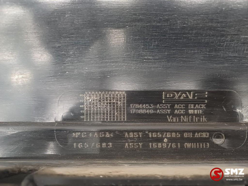 DAF Occ radiatorgrille DAF - Grotelės - Sunkvežimis: foto 3 DAF Occ radiatorgrille DAF - Grotelės - Sunkvežimis: foto 3
