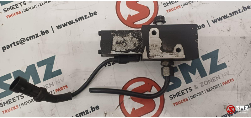 Iveco Occ VTG klep F3AE3681 Cursor10 Iveco - Variklis ir dalys - Sunkvežimis: foto 1 Iveco Occ VTG klep F3AE3681 Cursor10 Iveco - Variklis ir dalys - Sunkvežimis: foto 1