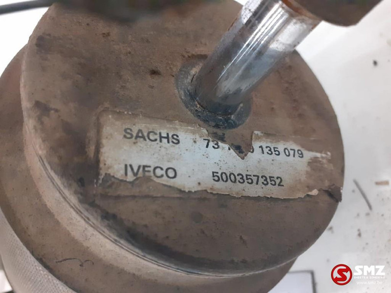 Iveco Occ cabineschokdemper + cabinesteun Iveco - Amortizatoriai - Sunkvežimis: foto 2 Iveco Occ cabineschokdemper + cabinesteun Iveco - Amortizatoriai - Sunkvežimis: foto 2