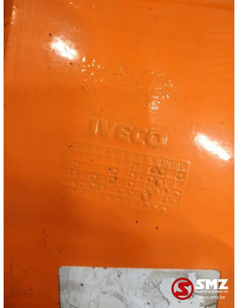 Iveco Occ cabinespoiler rechts Iveco - Aerodinamika/ Spoileris - Sunkvežimis: foto 3 Iveco Occ cabinespoiler rechts Iveco - Aerodinamika/ Spoileris - Sunkvežimis: foto 3