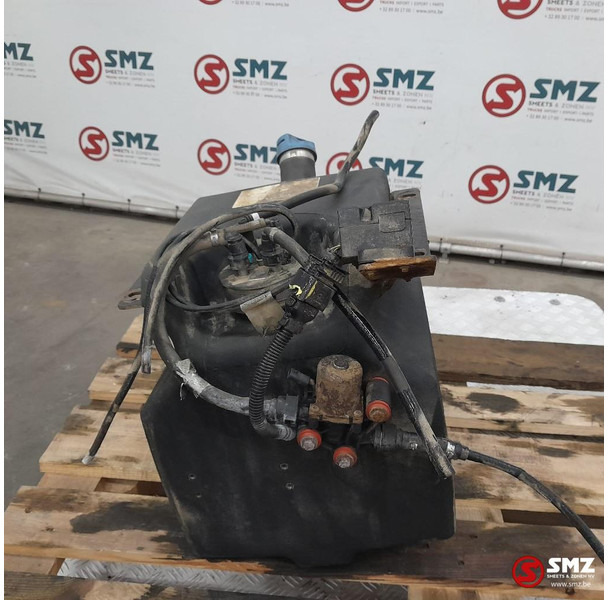 MAN Occ AdBluetank 35L + AdBlueniveausensor MAN - Kuro sistema - Sunkvežimis: foto 4 MAN Occ AdBluetank 35L + AdBlueniveausensor MAN - Kuro sistema - Sunkvežimis: foto 4