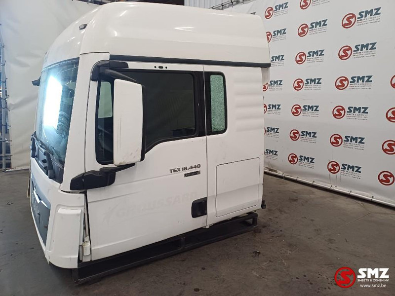MAN Occ cabine MAN TGX euro 6 - Kabina ir interjeras - Sunkvežimis: foto 4 MAN Occ cabine MAN TGX euro 6 - Kabina ir interjeras - Sunkvežimis: foto 4