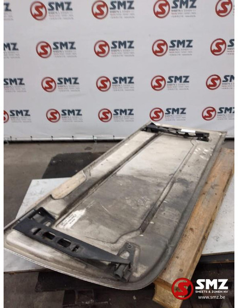 MAN Occ side skirt links MAN euro6 - Rėmas/ Važiuoklė - Sunkvežimis: foto 2 MAN Occ side skirt links MAN euro6 - Rėmas/ Važiuoklė - Sunkvežimis: foto 2