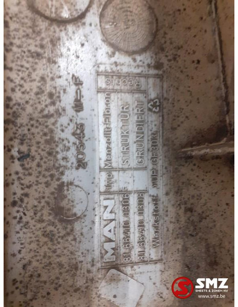 MAN Occ spatbord vooraan rechts + spatbordhouder MAN - Kėbulas ir išorė - Sunkvežimis: foto 5 MAN Occ spatbord vooraan rechts + spatbordhouder MAN - Kėbulas ir išorė - Sunkvežimis: foto 5