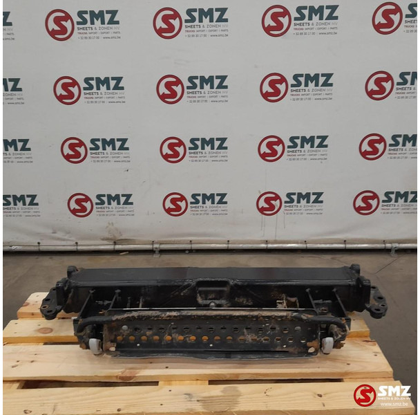 MAN Occ voorframe MAN - Bamperis - Sunkvežimis: foto 2 MAN Occ voorframe MAN - Bamperis - Sunkvežimis: foto 2