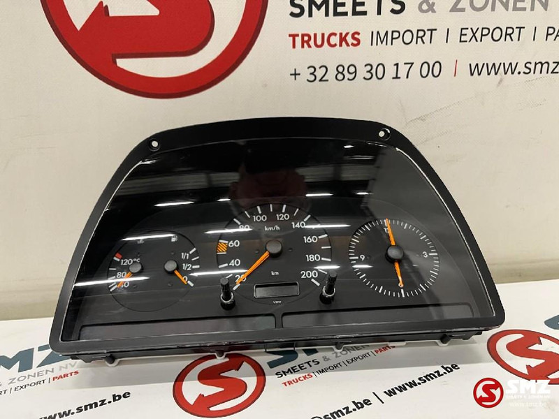 Mercedes-Benz Instrumentenpaneel mercedes vito a0005428401 - Prietaisų skydas - Lengvasis automobilis: foto 1 Mercedes-Benz Instrumentenpaneel mercedes vito a0005428401 - Prietaisų skydas - Lengvasis automobilis: foto 1