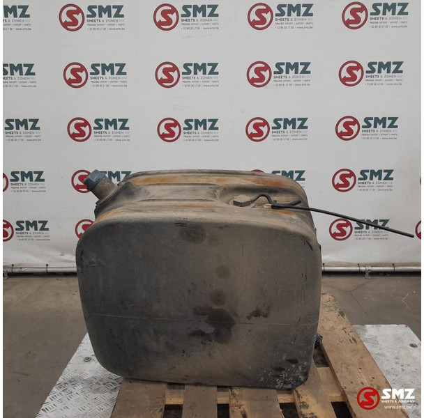 Mercedes-Benz Occ AdBluetank 95L Mercedes - Kuro sistema - Sunkvežimis: foto 4 Mercedes-Benz Occ AdBluetank 95L Mercedes - Kuro sistema - Sunkvežimis: foto 4