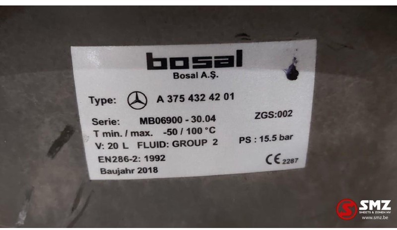 Akumuliatorius, Stabdžių dalys - Sunkvežimis Mercedes-Benz Occ batterijbak met luchtketels Actros MP4: foto 6