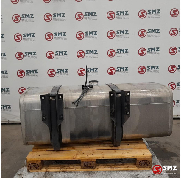 Mercedes-Benz Occ brandstoftank 500L + brandstofniveausensor + s - Degalų bakas - Sunkvežimis: foto 2 Mercedes-Benz Occ brandstoftank 500L + brandstofniveausensor + s - Degalų bakas - Sunkvežimis: foto 2