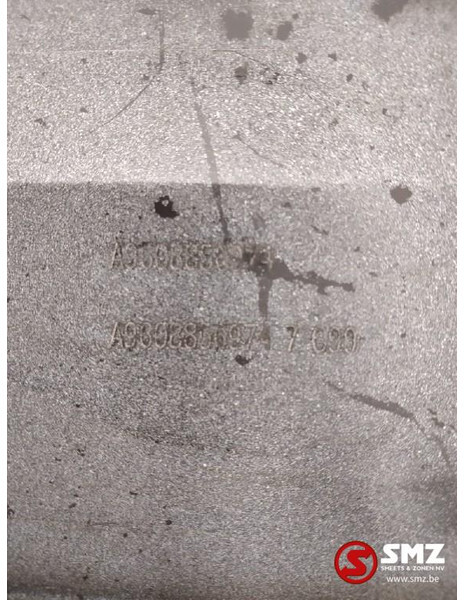 Mercedes-Benz Occ bumperafdekplaat Mercedes Actros MP4 A96088569 - Bamperis - Sunkvežimis: foto 4 Mercedes-Benz Occ bumperafdekplaat Mercedes Actros MP4 A96088569 - Bamperis - Sunkvežimis: foto 4