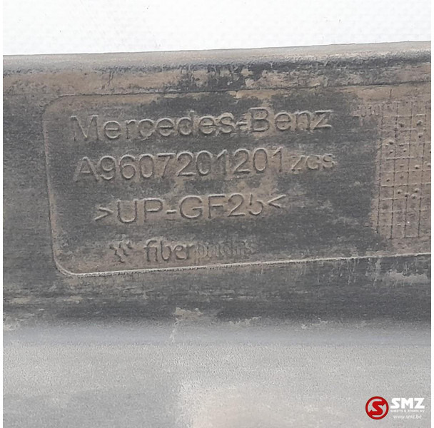 Mercedes-Benz Occ deurverlenging rechts Mercedes - Durys ir dalys - Sunkvežimis: foto 3 Mercedes-Benz Occ deurverlenging rechts Mercedes - Durys ir dalys - Sunkvežimis: foto 3