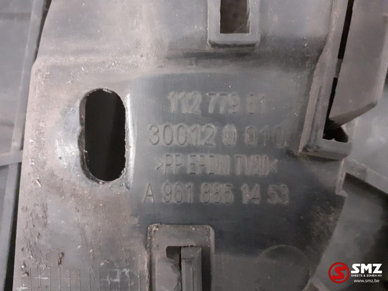 Mercedes-Benz Occ radiatorgrille Mercedes Actros - Grotelės - Sunkvežimis: foto 3 Mercedes-Benz Occ radiatorgrille Mercedes Actros - Grotelės - Sunkvežimis: foto 3