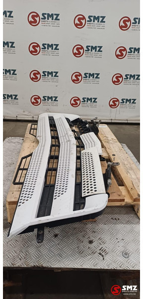 Mercedes-Benz Occ radiatorgrille Mercedes - Grotelės - Sunkvežimis: foto 3 Mercedes-Benz Occ radiatorgrille Mercedes - Grotelės - Sunkvežimis: foto 3