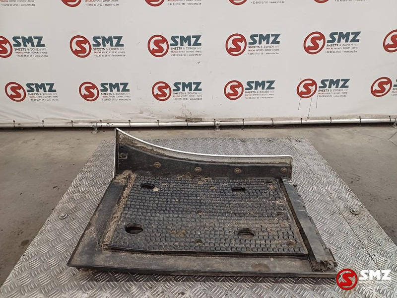 Mercedes-Benz Occ spatbord linksvooraan Mercedes - Kėbulas ir išorė - Sunkvežimis: foto 4 Mercedes-Benz Occ spatbord linksvooraan Mercedes - Kėbulas ir išorė - Sunkvežimis: foto 4