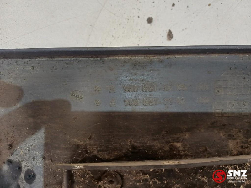 Mercedes-Benz Occ spatbord linksvooraan Mercedes - Kėbulas ir išorė - Sunkvežimis: foto 5 Mercedes-Benz Occ spatbord linksvooraan Mercedes - Kėbulas ir išorė - Sunkvežimis: foto 5