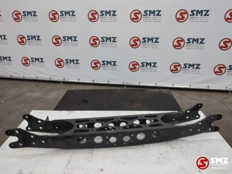 Mercedes-Benz Occ voorbumperbalk Mercedes Actros MP4 A9603104022 - Bamperis - Sunkvežimis: foto 2 Mercedes-Benz Occ voorbumperbalk Mercedes Actros MP4 A9603104022 - Bamperis - Sunkvežimis: foto 2