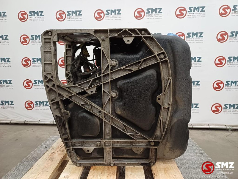Renault Occ AdBluetank + AdBluepomp Renault - Kuro sistema - Sunkvežimis: foto 4 Renault Occ AdBluetank + AdBluepomp Renault - Kuro sistema - Sunkvežimis: foto 4