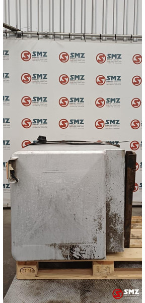 Renault Occ hydraulische tank 250L + materiaalkast Renault - Hidraulinis bakas - Sunkvežimis: foto 4 Renault Occ hydraulische tank 250L + materiaalkast Renault - Hidraulinis bakas - Sunkvežimis: foto 4