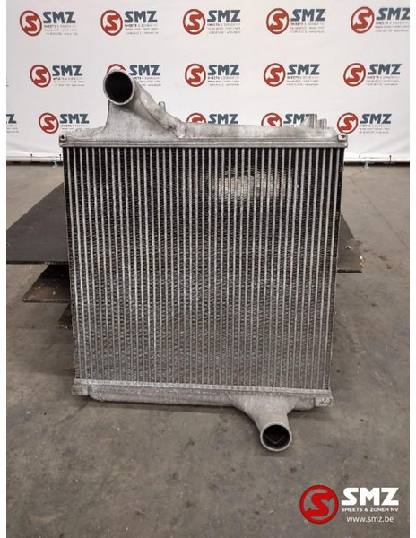 Renault Occ intercooler Renault T 7421162608 - Tarpinis aušintuvas - Sunkvežimis: foto 1 Renault Occ intercooler Renault T 7421162608 - Tarpinis aušintuvas - Sunkvežimis: foto 1