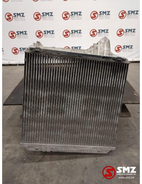 Renault Occ intercooler Renault T 7421162608 - Tarpinis aušintuvas - Sunkvežimis: foto 2 Renault Occ intercooler Renault T 7421162608 - Tarpinis aušintuvas - Sunkvežimis: foto 2
