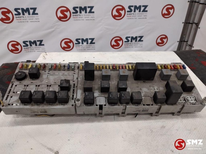 Scania Occ Zekeringskast Scania 4-serie - Saugiklis - Sunkvežimis: foto 1 Scania Occ Zekeringskast Scania 4-serie - Saugiklis - Sunkvežimis: foto 1