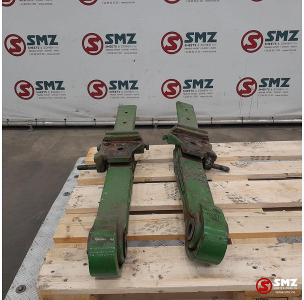 Scania Occ set van 2 bladveren stuuras / meeloopas Scania - Lingių pakaba - Sunkvežimis: foto 4 Scania Occ set van 2 bladveren stuuras / meeloopas Scania - Lingių pakaba - Sunkvežimis: foto 4