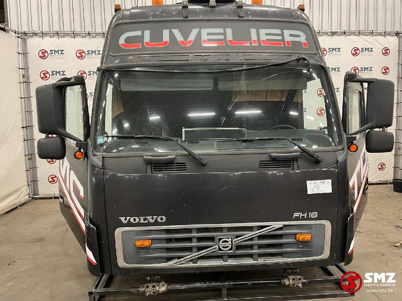 Volvo Occ cabine compleet Volvo FH16 L2H3 - Kabina ir interjeras - Sunkvežimis: foto 2 Volvo Occ cabine compleet Volvo FH16 L2H3 - Kabina ir interjeras - Sunkvežimis: foto 2