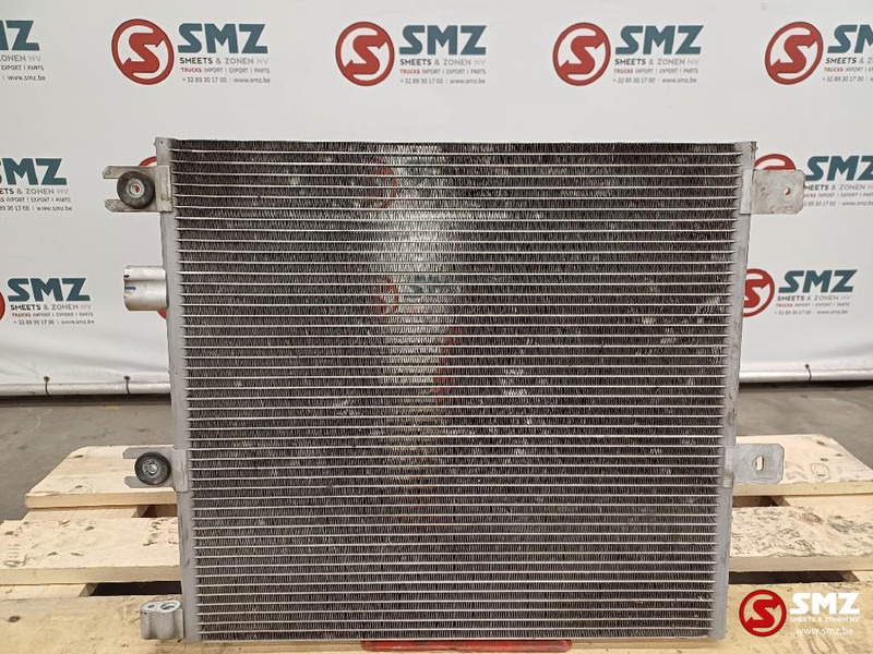Volvo Occ condenser Volvo - Aušinimo sistema - Sunkvežimis: foto 1 Volvo Occ condenser Volvo - Aušinimo sistema - Sunkvežimis: foto 1