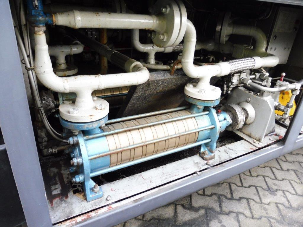 BURG Gas tank semi-trailer used for CO2 Carbon dioxide - Puspriekabė cisterna: foto 5 BURG Gas tank semi-trailer used for CO2 Carbon dioxide - Puspriekabė cisterna: foto 5