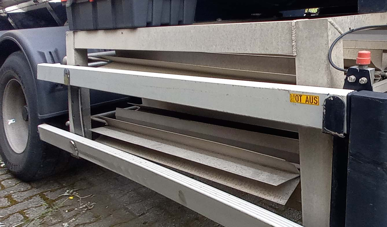 GOFA Gas tank semi-trailer cryogenic used for nitrogen, argon, oxygen, LIN, LOX, LAR - Puspriekabė cisterna: foto 5 GOFA Gas tank semi-trailer cryogenic used for nitrogen, argon, oxygen, LIN, LOX, LAR - Puspriekabė cisterna: foto 5