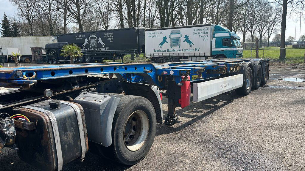 Krone 40FT HC, Voor en achter-uitschuifbaar, BPW 3 stuks - Konteineris-vežimus/ Sukeisti kūną puspriekabė: foto 1 Krone 40FT HC, Voor en achter-uitschuifbaar, BPW 3 stuks - Konteineris-vežimus/ Sukeisti kūną puspriekabė: foto 1
